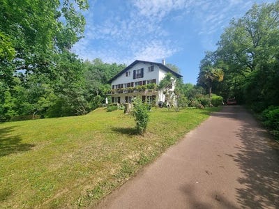 /international/fr/villefranque-aquitaine-310108456718/