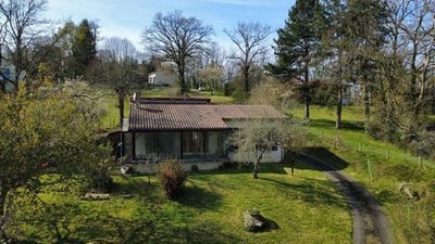 /international/fr/confolens-charente-310107023742/