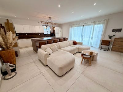 /international/fr/lansargues-languedoc-roussillon-310108996295/