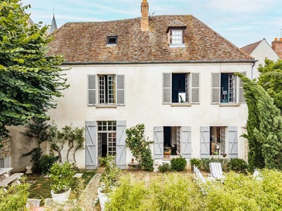 /international/fr/montfort-l-amaury-ile-de-france-310109576553/