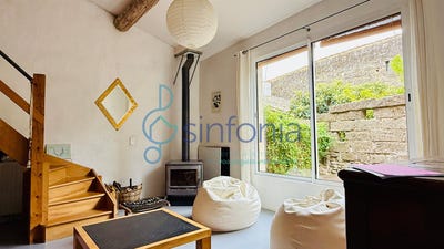 /international/fr/saint-quentin-la-poterie-languedoc-roussillon-310107793146/
