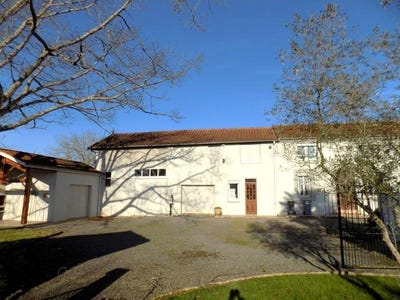 /international/fr/villecomtal-sur-arros-midi-pyrenees-310098707449/