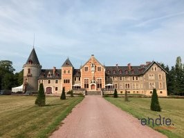 /international/fr/lurcy-levis-auvergne-310101900579/