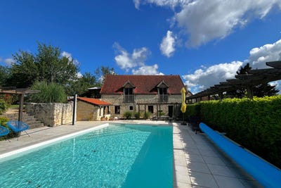 /international/fr/gourdon-midi-pyrenees-310108104697/