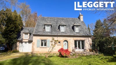 /international/fr/dinan-brittany-310106570855/
