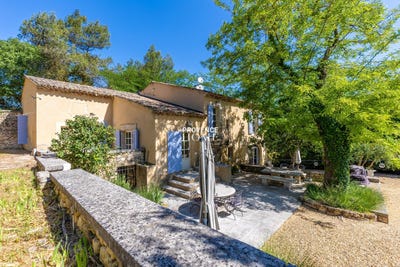 /international/fr/oppede-provence-alpes-cote-d-azur-310107185401/