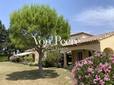 /international/fr/rochefort-du-gard-languedoc-roussillon-310107294864/