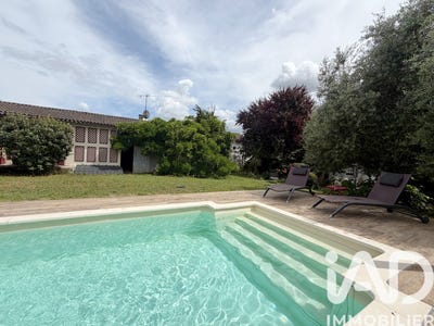 /international/fr/coutras-aquitaine-310108045783/