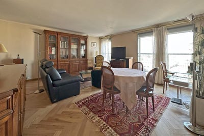 /international/fr/nanterre-ile-de-france-310100409197/