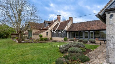 /international/fr/vendome-centre-val-de-loire-310106682528/