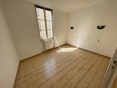 /international/fr/nimes-languedoc-roussillon-310109218916/