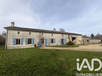 /international/fr/clussais-la-pommeraie-charente-310105895706/