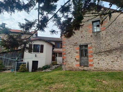 /international/fr/la-chapelle-montbrandeix-limousin-310106083286/