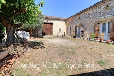 /international/fr/la-roquille-aquitaine-310101484369/?lang=en