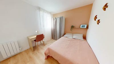 /international/fr/avenue-salvador-allende-lormont-midi-pyrenees-310107904346/