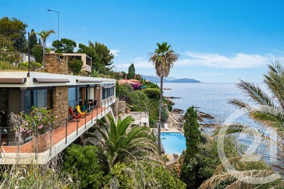 /international/fr/le-lavandou-provence-alpes-cote-d-azur-310109202265/