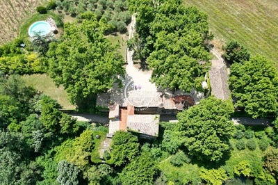 /international/fr/uzes-languedoc-roussillon-310100933722/?lang=zh-cn