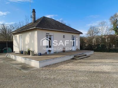 /international/fr/saint-amand-en-puisaye-burgundy-310105790321/