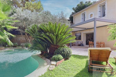 /international/fr/gigean-languedoc-roussillon-310107600316/