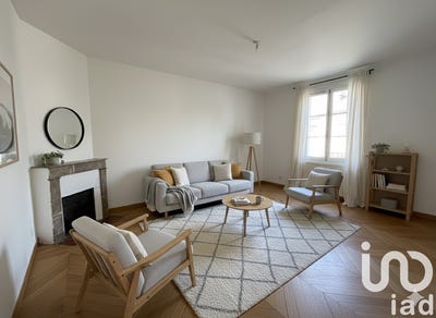 /international/fr/angers-pays-de-la-loire-310100785020/