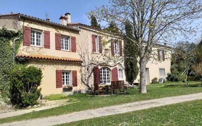 /international/fr/carcassonne-languedoc-roussillon-310102932553/
