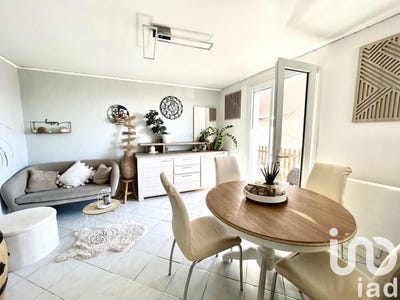 /international/fr/villevaude-ile-de-france-310098636677/