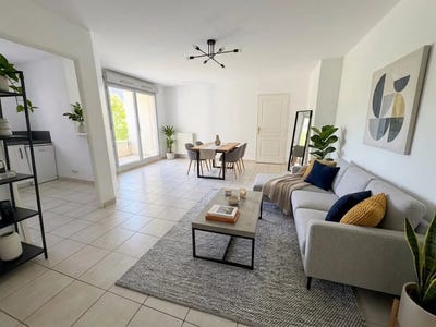 /international/fr/la-riche-centre-val-de-loire-310107150334/