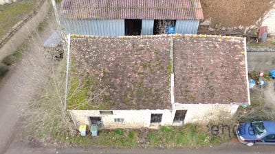/international/fr/noiron-sur-beze-burgundy-310104630687/