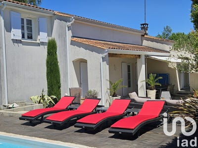 /international/fr/cognac-charente-310100666919/