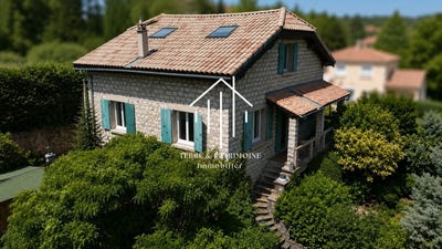 /international/fr/saint-etienne-de-fontbellon-rhone-310108630420/