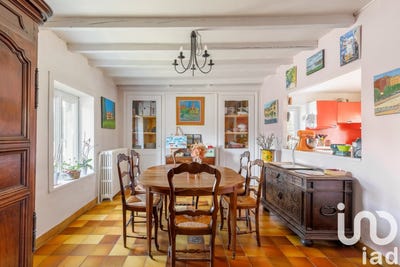 /international/fr/charbonnieres-les-bains-rhone-310100884652/