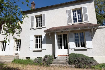 /international/fr/dampierre-en-yvelines-ile-de-france-120092388221/