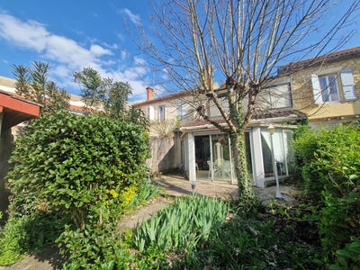 /international/fr/auch-midi-pyrenees-310106681927/