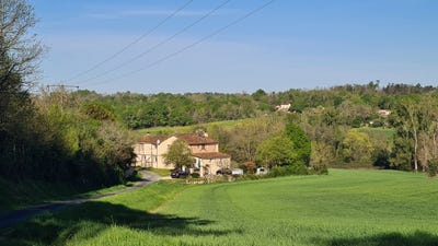 /international/fr/saint-privat-en-perigord-aquitaine-310107294353/