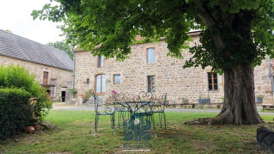 /international/fr/charensat-auvergne-310106053127/