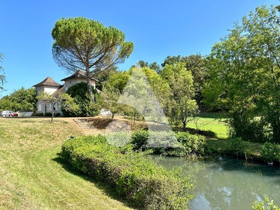 /international/fr/aynac-midi-pyrenees-310108137907/