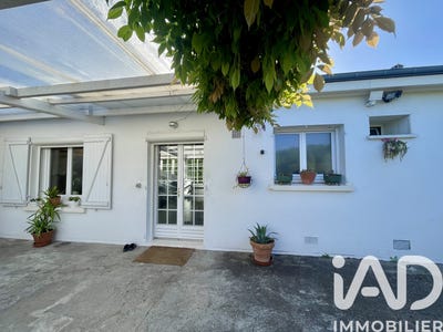 /international/fr/joue-les-tours-centre-val-de-loire-310106417955/