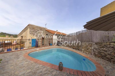 /international/fr/montesquieu-des-alberes-languedoc-roussillon-310101252142/?lang=it