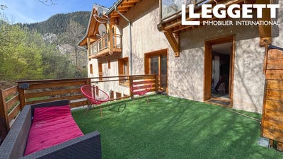 /international/fr/peisey-nancroix-rhone-310107738477/