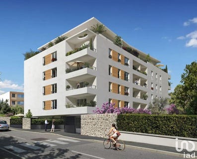 /international/fr/marseille-provence-alpes-cote-d-azur-310101131044/?lang=en