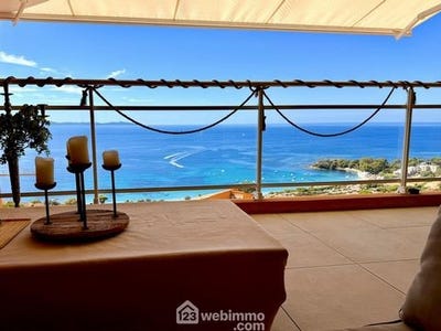 /international/fr/ajaccio-corsica-310103371670/