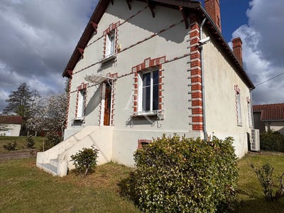 /international/fr/chatres-sur-cher-centre-val-de-loire-310106823288/