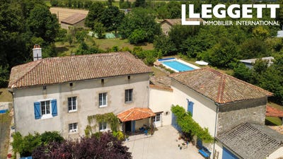 /international/fr/sainte-soline-charente-310101552826/?lang=id