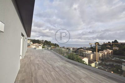 /international/fr/roquebrune-cap-martin-provence-alpes-cote-d-azur-310095250841/