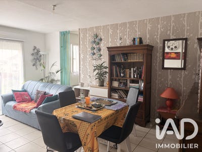 /international/fr/saint-just-en-chaussee-picardie-310109173462/