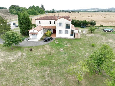/international/fr/la-sauvetat-sur-lede-aquitaine-310100737112/