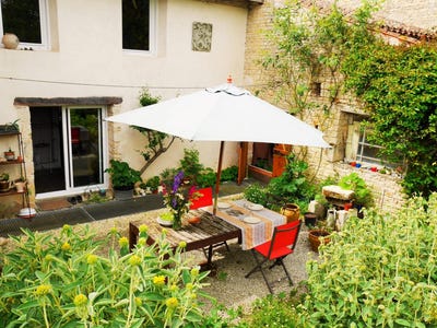 /international/fr/benon-charente-310105233173/