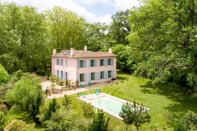 /international/fr/saint-pierre-d-irube-aquitaine-310100606435/