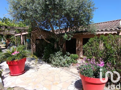 /international/fr/chambonas-rhone-310100107241/