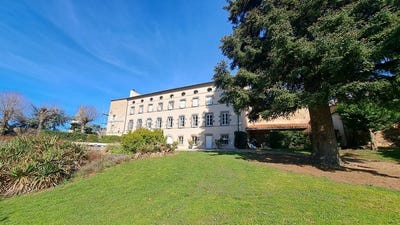 /international/fr/clermont-ferrand-auvergne-120096010029/